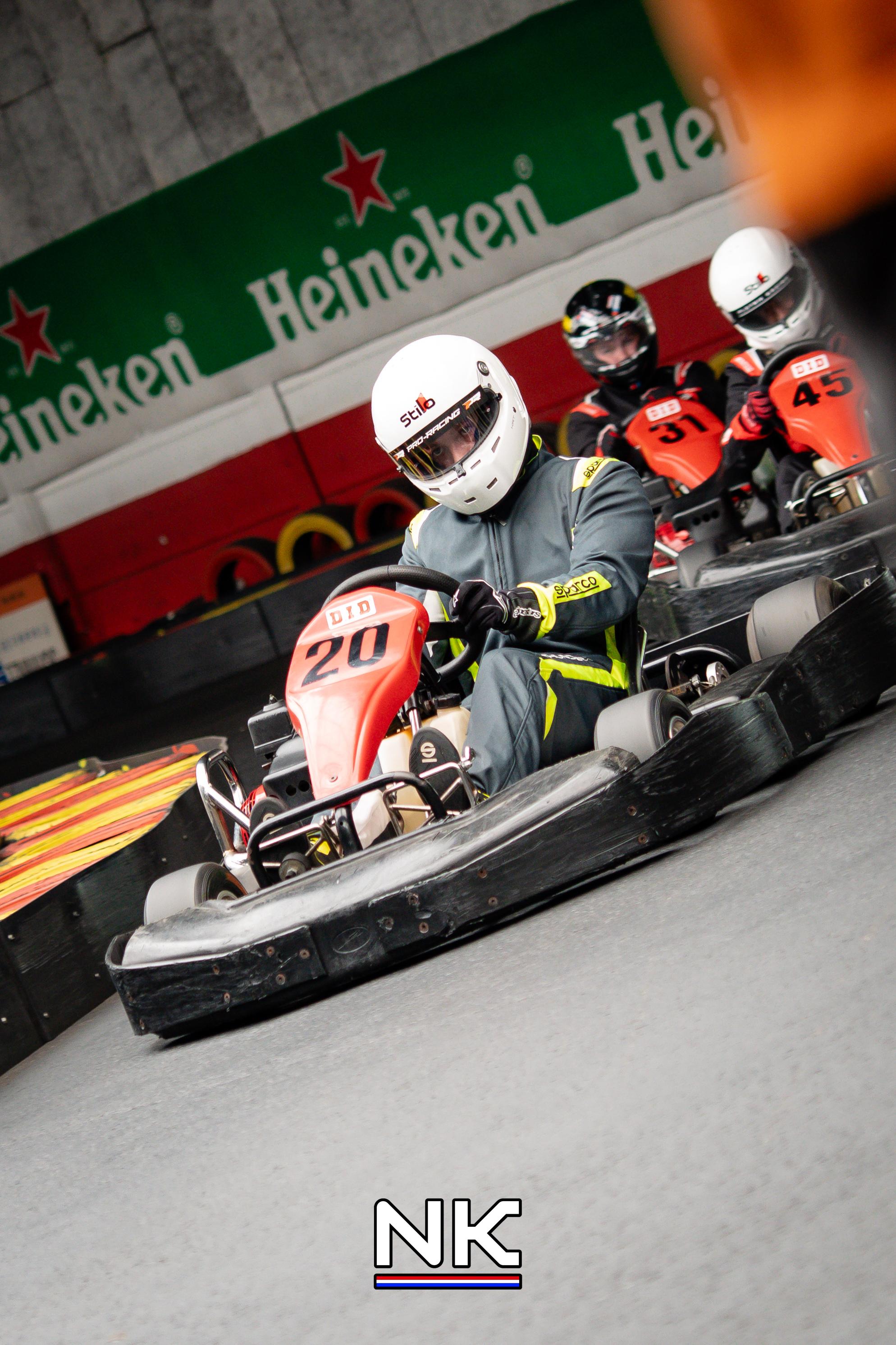 Race Foto 1